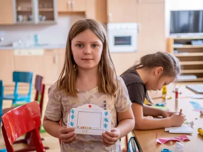 Výroba divadélka Kamishibai, foto: archiv MěK Mikulov