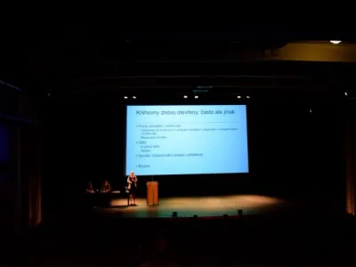 CovidCON - pohled z auditoria