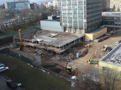 Průběh rekonstrukce a výstavby depozitáře H1