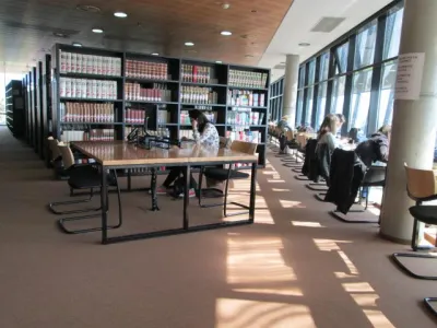 Knihovna Filozofické fakulty v Záhřebu - čítarna