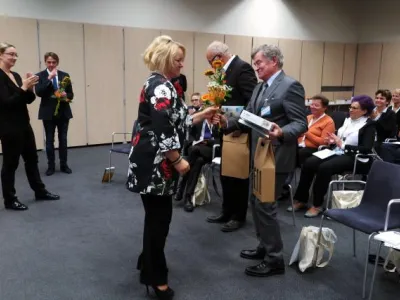 Kolokvium českých, moravských a slovenských bibliografů - ocenění za celoživotní přínos a práci v oblasti česko-slovenské spolupráce na poli knihovnictví a bibliografie doc. Jaromíru Kubíčkovi a doc. Miloši Kovačkovi