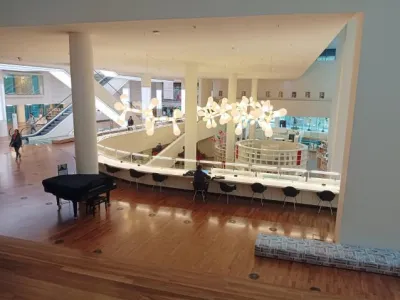 OBA Oosterdok - interiér knihovny