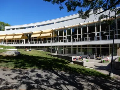 Městská knihovna Toolo