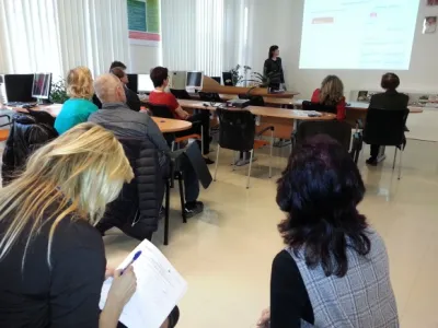 „Sacharidy, glykemický index potravin“ - přednáška Mgr. D. Hrnčířové, Ph.D., z Ústavu výživy 3. LF UK Praha. 