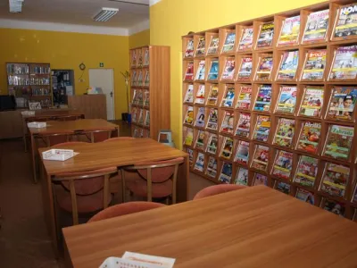 Městská knihovna Znojmo - studovna periodik